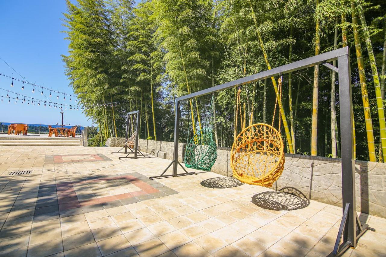 Мини - Гостиница "Любимый Дом" Tsikhisdziri  Exterior photo